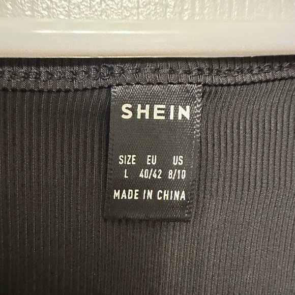 SHEIN black top Size Large - Picture 3 of 3